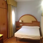 多恩海姆54号酒店 3* 萨拉戈萨