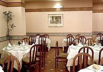 Отель Don Jaime 54 Сарагоса
