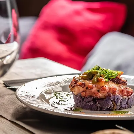 Don Jaime 54 Hotel
