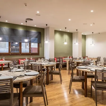 Don Jaime 54 Hotel 3*