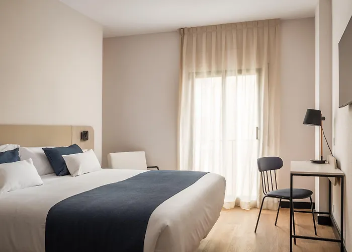 Hotell Don Jaime 54 Zaragoza