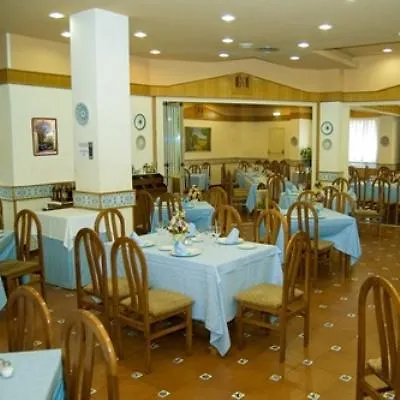 Don Jaime 54 מלון